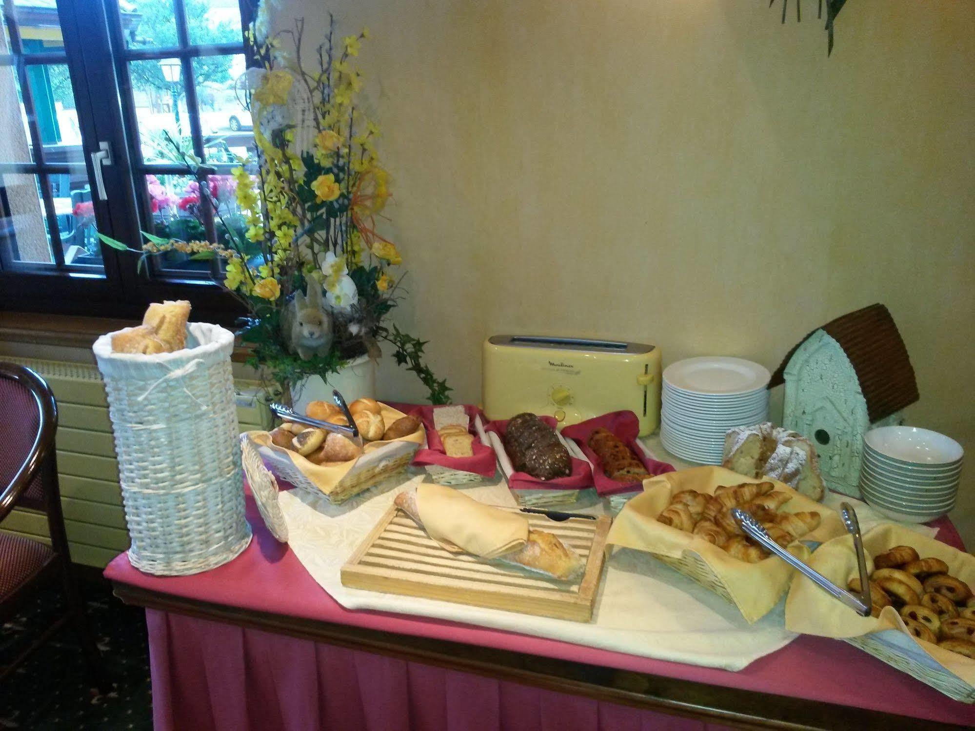 Hotel Le Mandelberg Mittelwihr Luaran gambar